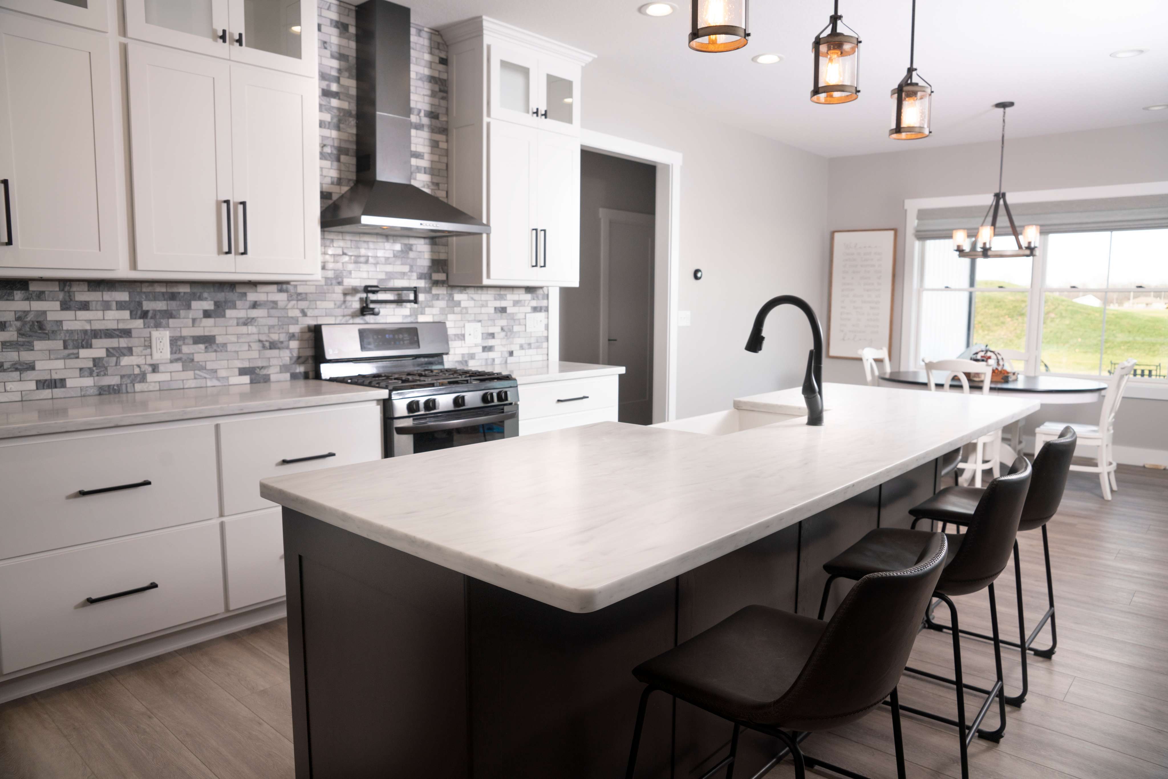 Solid Surface Makes a Comeback