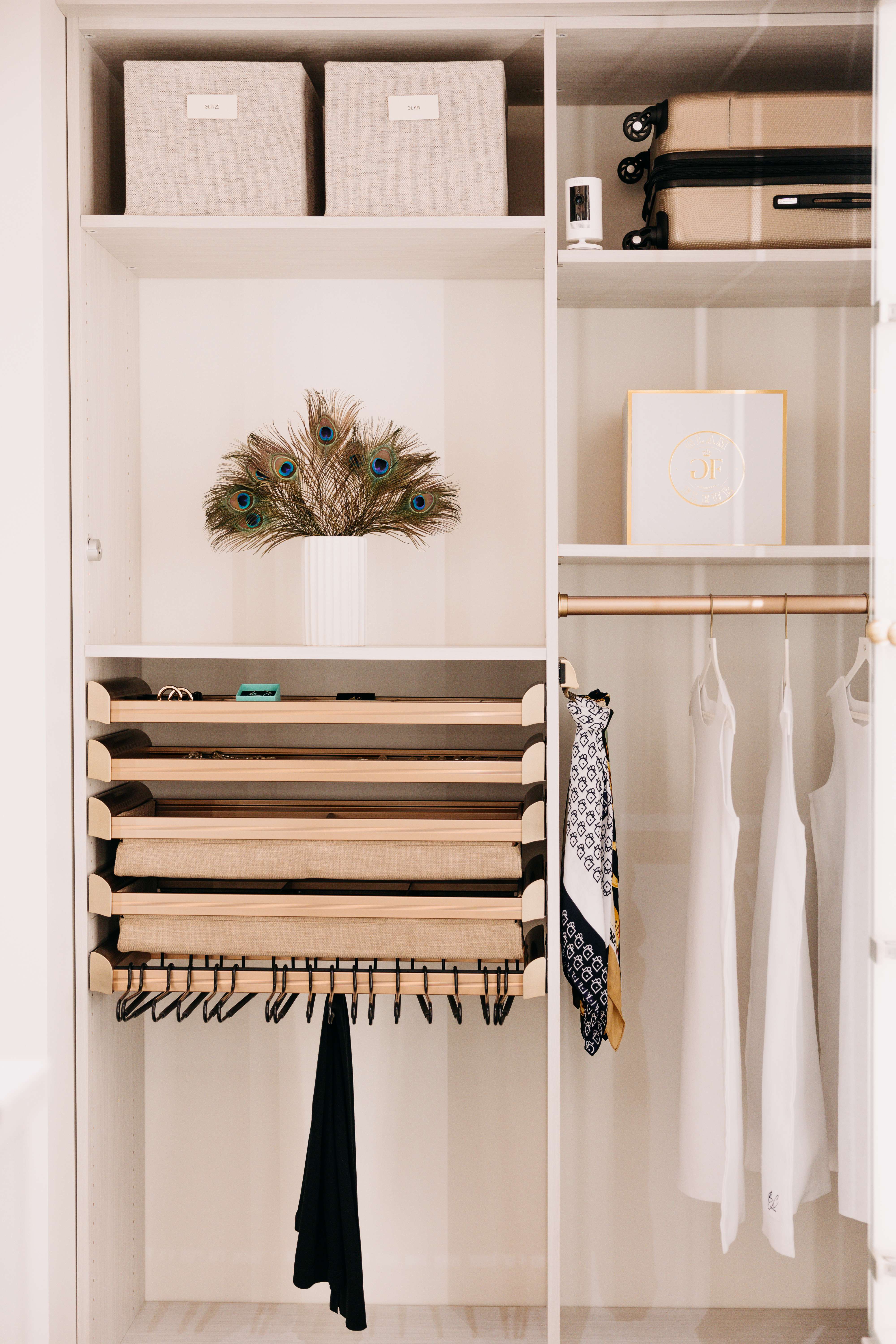 Bespoke Closets & Organized Spaces