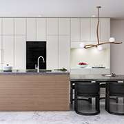 Modern Kitchen with Laminate Cabinets