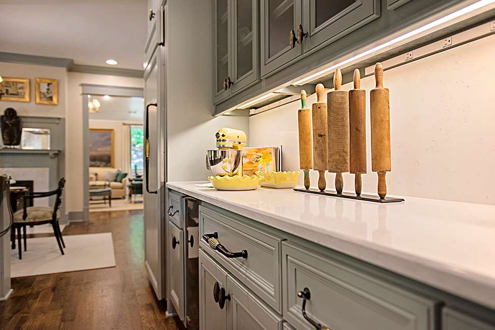 Omore Show House Kitchen with Quartz Countertop