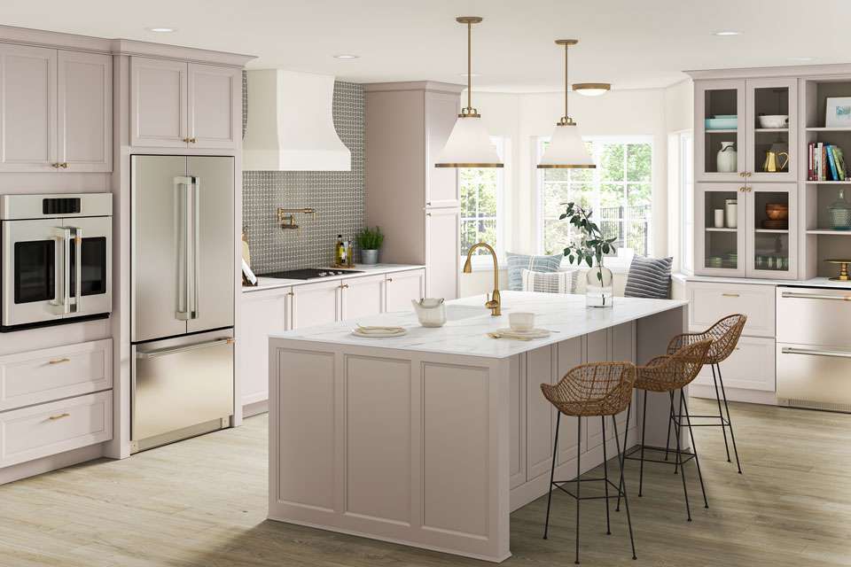 Traditional Multi-Functional Kitchen