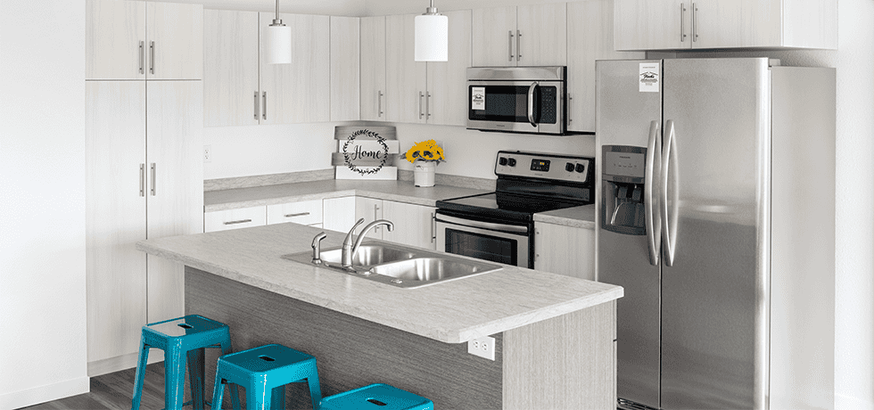 White + Bright | Paramount Builders