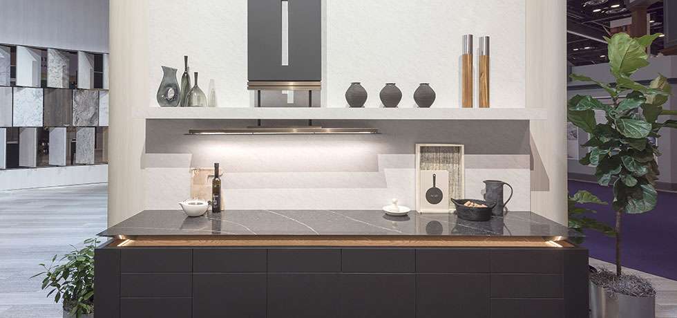 KBIS 2018 | Bold Classic Kitchen | Fingerprint-resistant