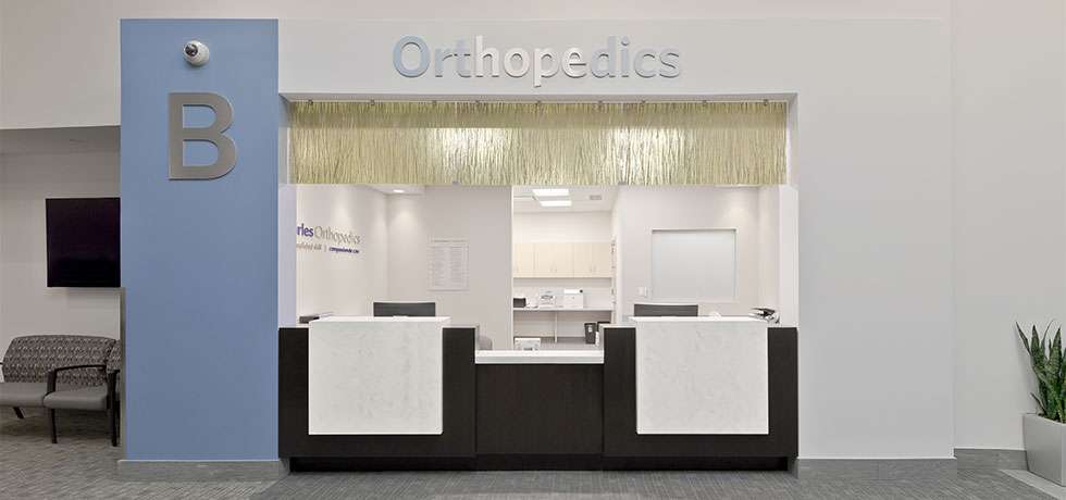 Stony Brook | Lobby Reception