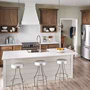 Bright + Airy Kitchen | Quartz Countertops