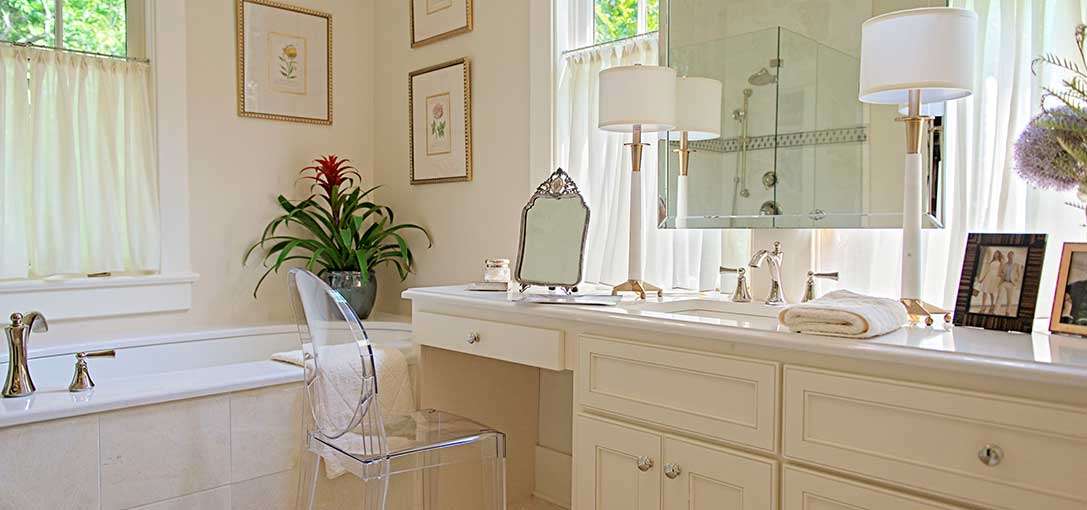 O'More Show House | Quartz Master Bath